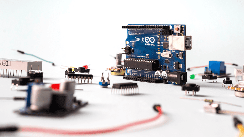Arduino or Raspberry Pi for IoT